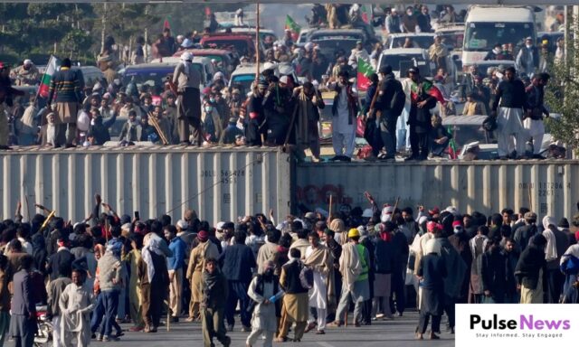 Rangers Regain Control of D-Chowk After Clashing with PTI Protesters Pulse News