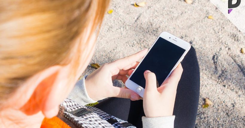 Woman Wins Big by Going 8 Hours Without a Phone Pulse news network Woman Wins Big by Going 8 Hours Without a Phone Pulse news network