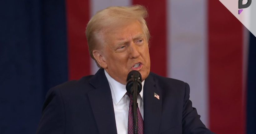 Trump Warns Russia of New Sanctions Amid Ukraine Conflict Trump Warns Russia of New Sanctions Amid Ukraine Conflict