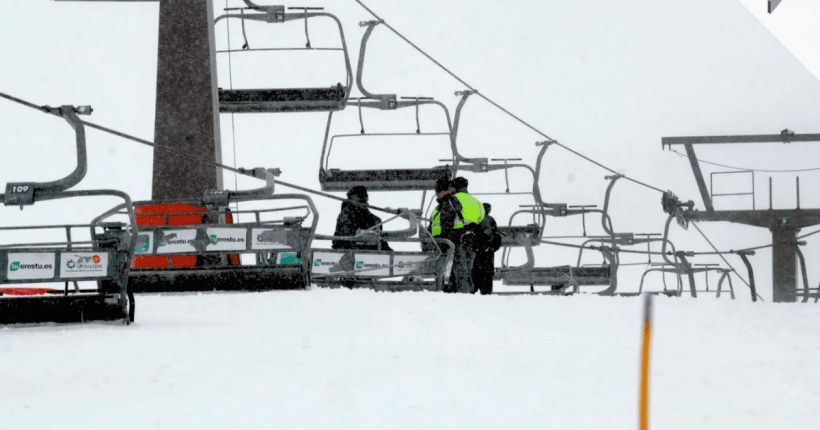 Ski Lift Collapse in Spain Ski Lift Collapse in Spain