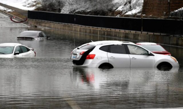 Deadly Floods Hit Southeastern US, Leaving Nine Dead and Thousands Stranded Pulse news network