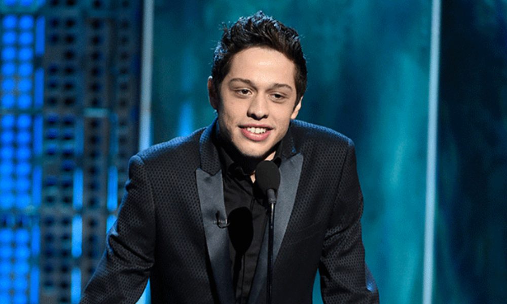 Pete Davidson Flaunts Tattoo-Free Look as ‘Official Boyfriend’ Pulse news network
