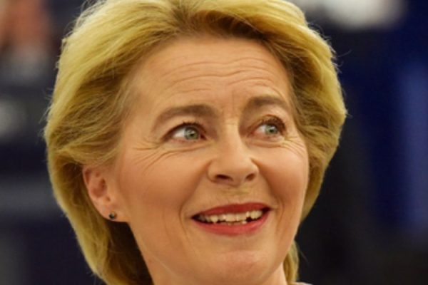 EU Halts Tariff Response After Trump Backs Off Pulse news network EU Halts Tariff Response After Trump Backs Off Pulse news network